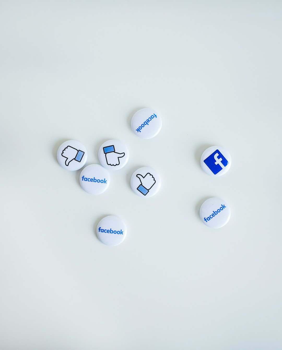 contact-hero facebook-button-pins-i6wcdyw6ij8